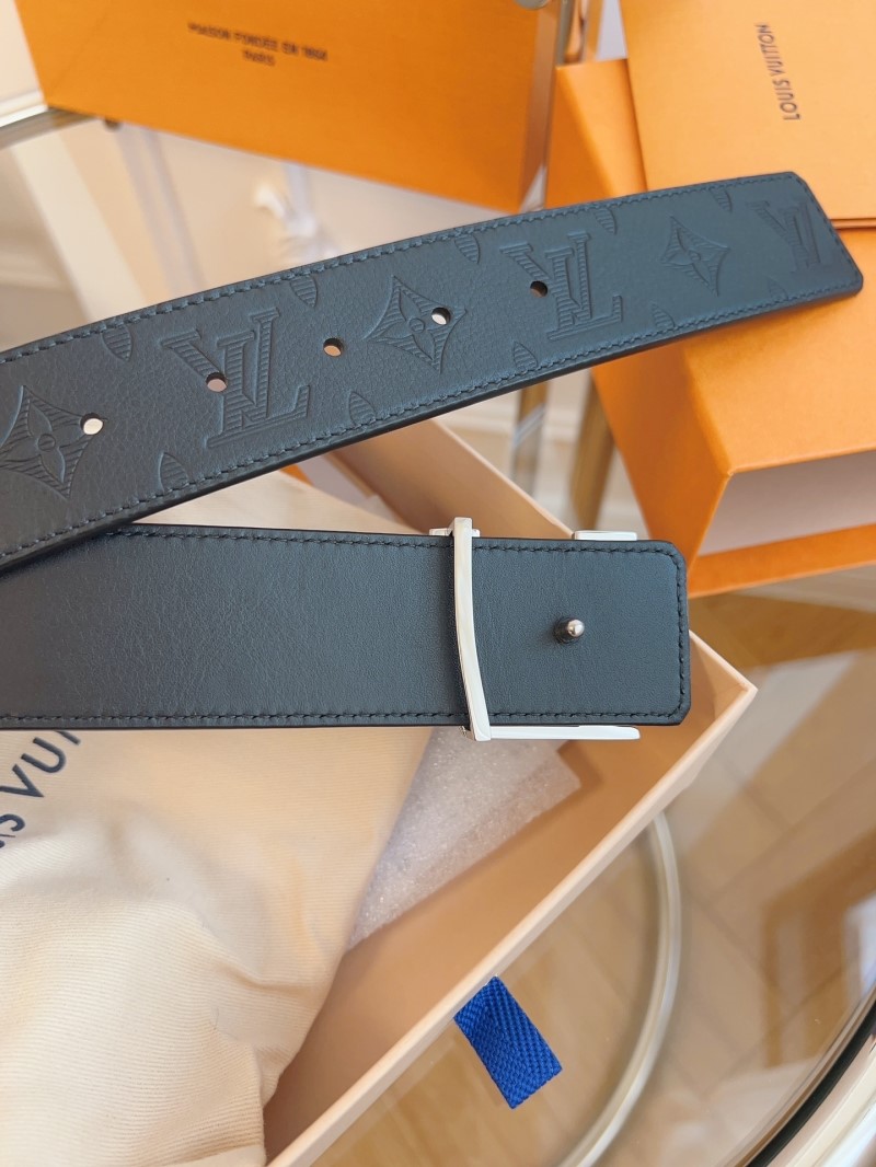 l0vis Vvtt0n belts